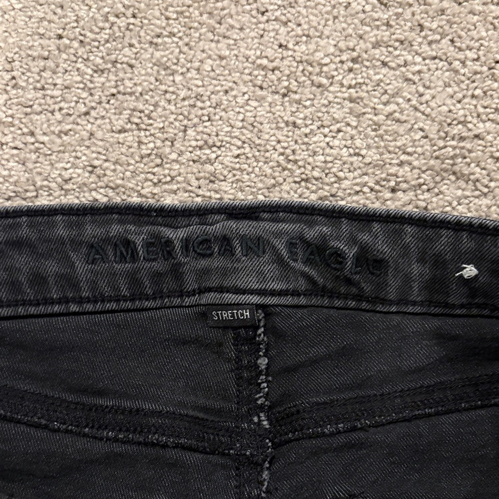American Eagle Faded Black Denim Jeans. Size 6 Regular Length.